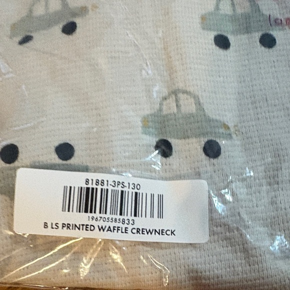 Hanna Andersson Cream Waffle Crewneck - Picture 4 of 7